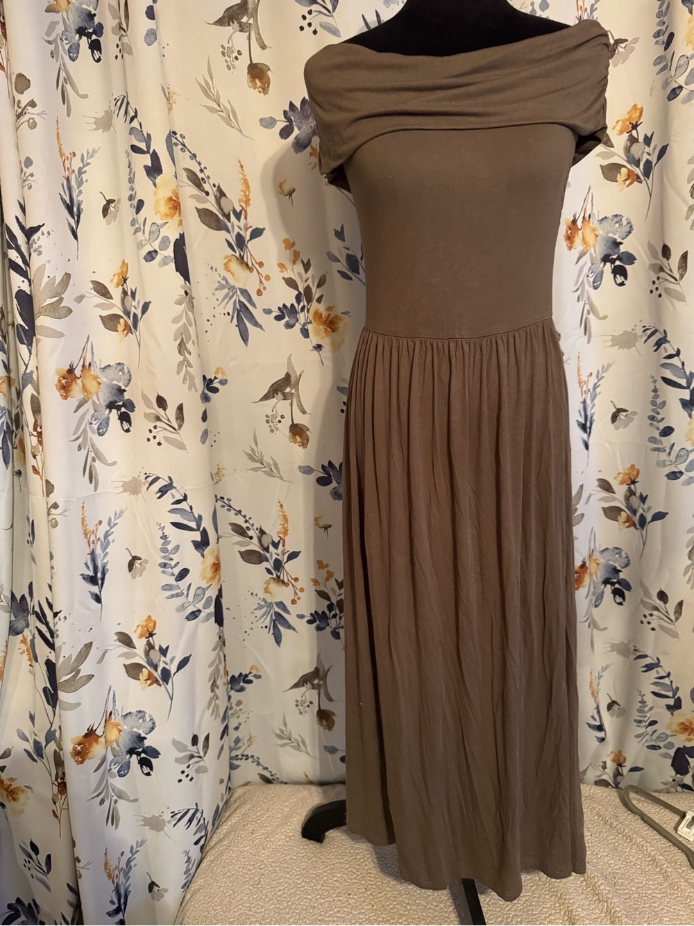 Classy Brown Off-Shoulder Maxi Dress - Women Size M Zesica B10